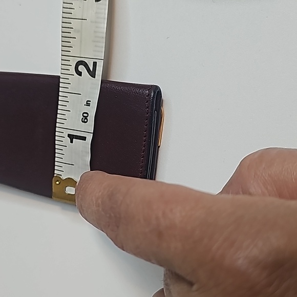 Cartier 4 keyholder burgundy/unisex goldtone hardware - Picture 11 of 15